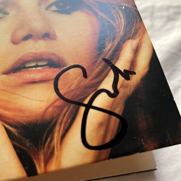 SIGNED Suki Waterhouse I Can’t Let Go CD - Picture 12 of 12